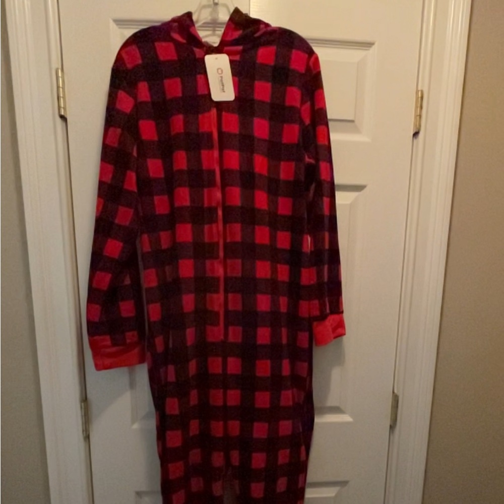 Men’s Christmas onesie pajamas with hood (Size M)